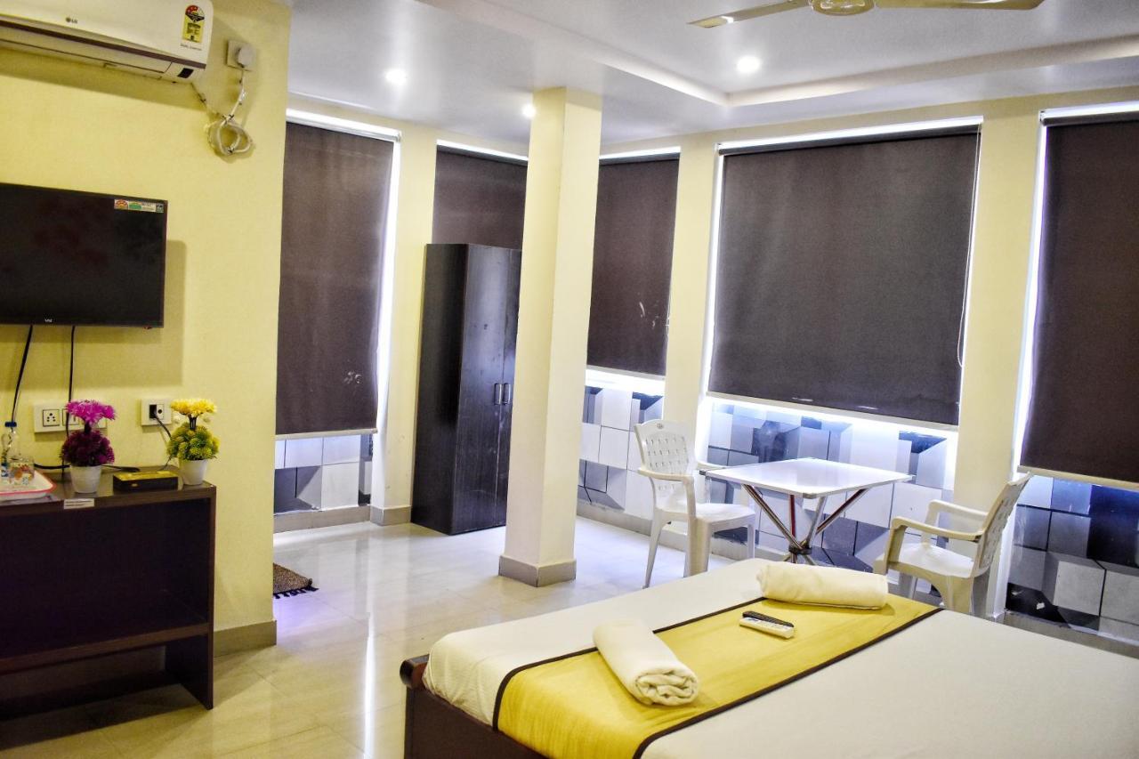 Skyotel Hotels & Banquets Vijayawāda Dış mekan fotoğraf